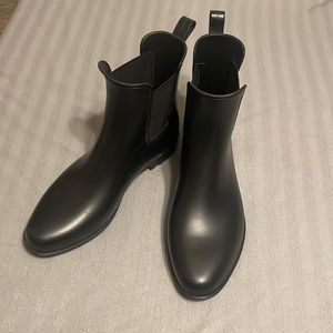 NWOT a new day Women’s boots, size 9